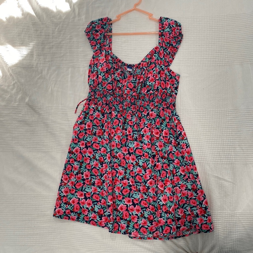 Mini floral pink dress